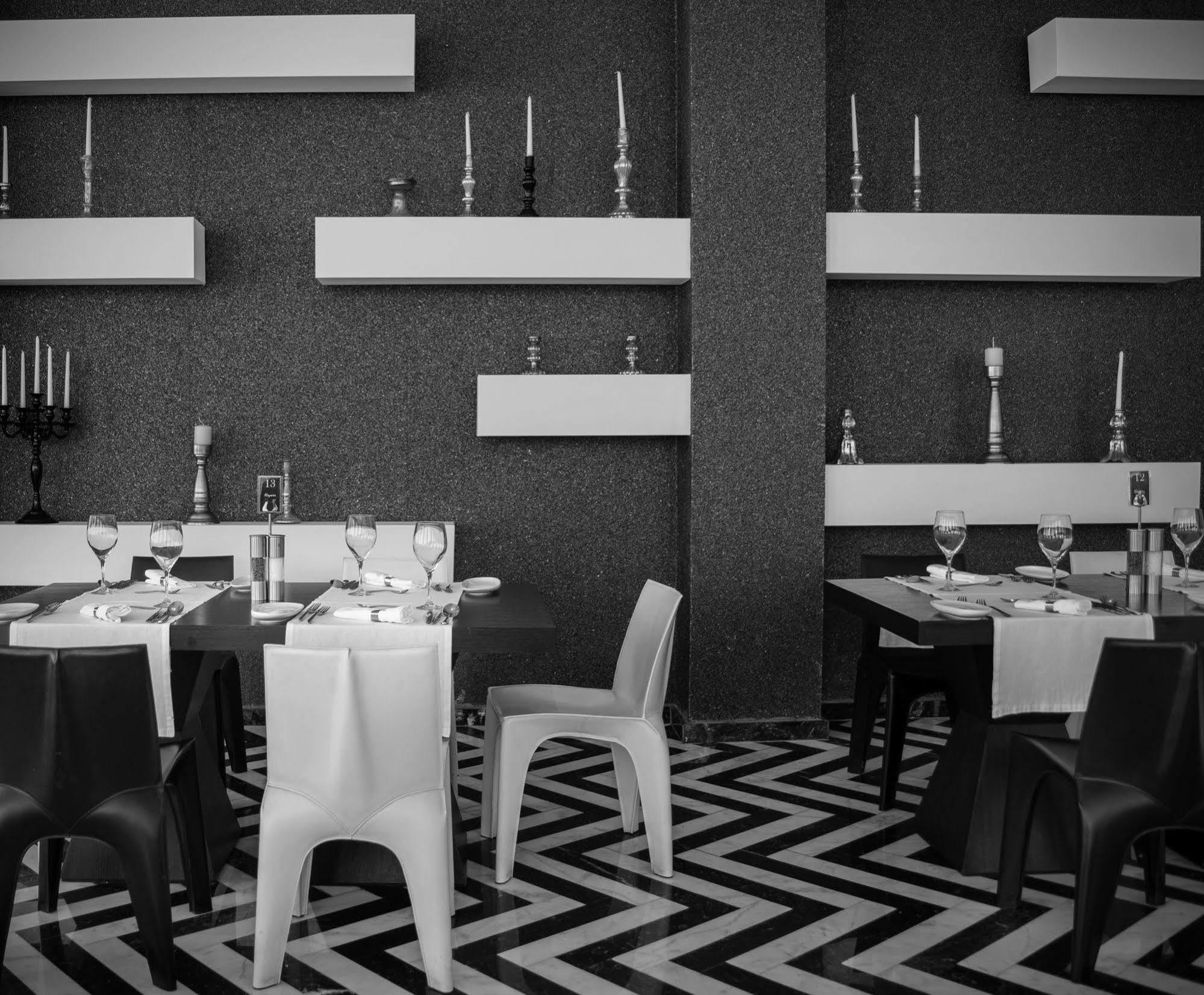 The Ixian All Suites - Adults Only エクステリア 写真